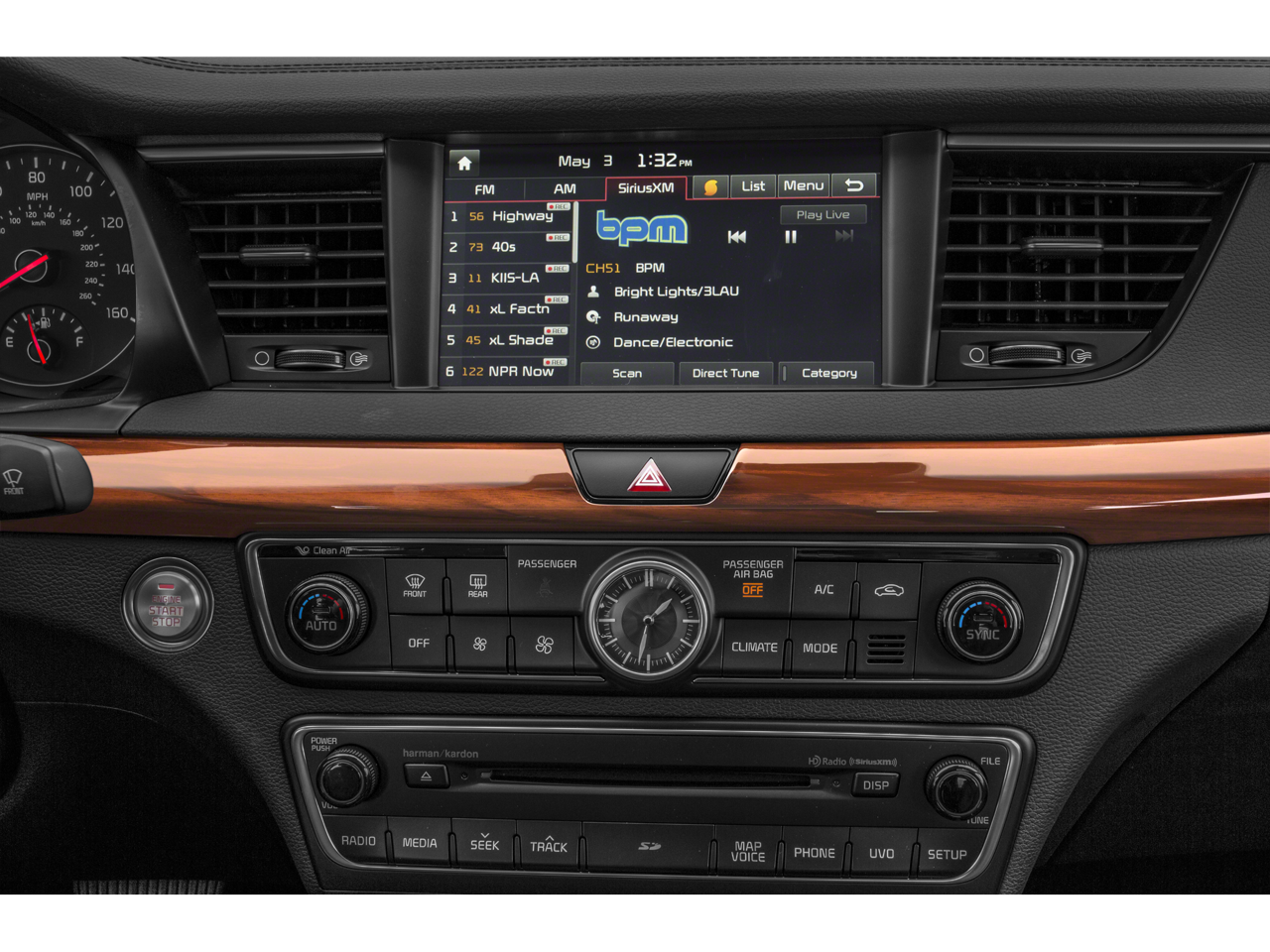 2019 Kia Cadenza Technology