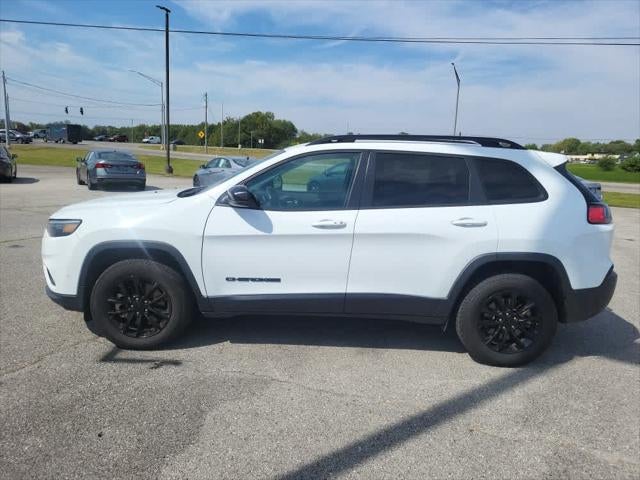 2023 Jeep Cherokee Altitude Lux