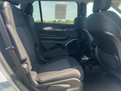 2021 Jeep Grand Cherokee L Laredo