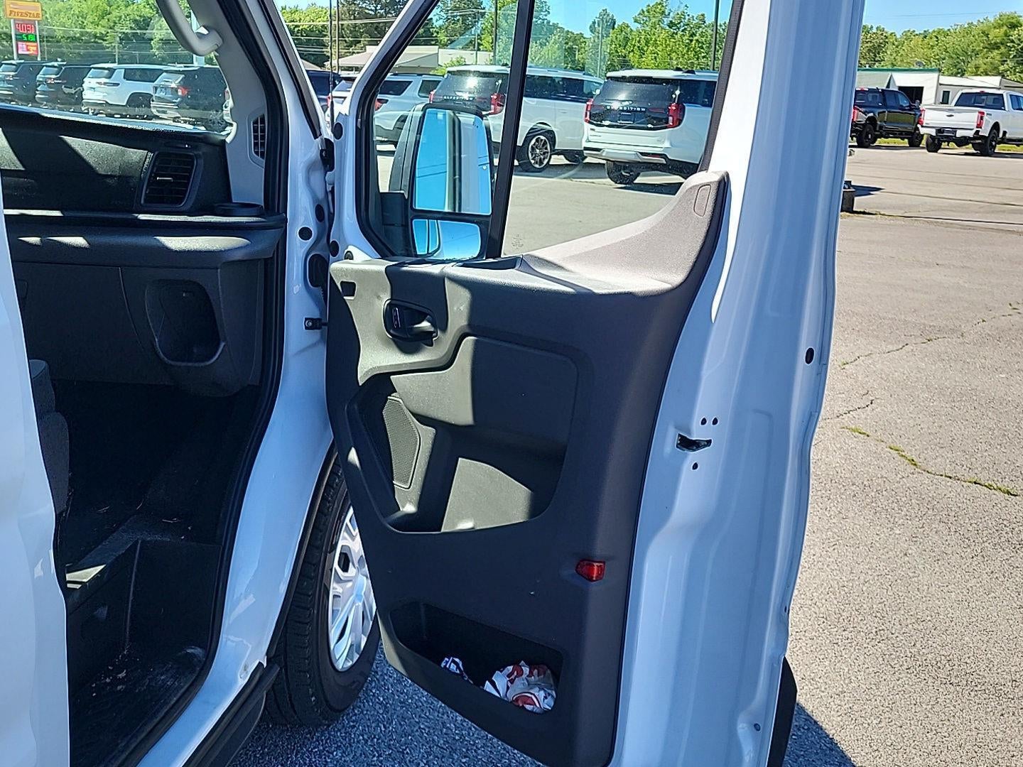 2023 Ford Transit 350 XLT