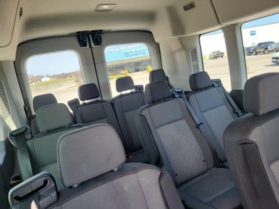 2023 Ford Transit Passenger Wagon XLT