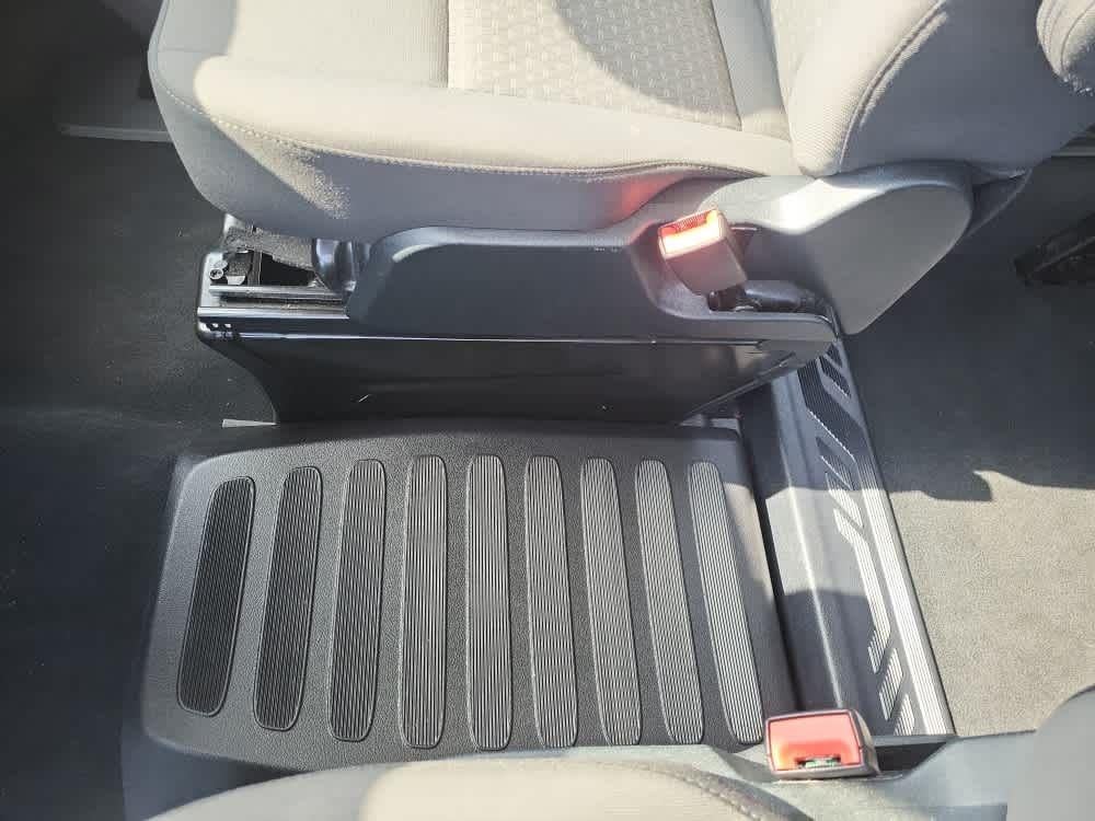 2023 Ford Transit Passenger Wagon XLT