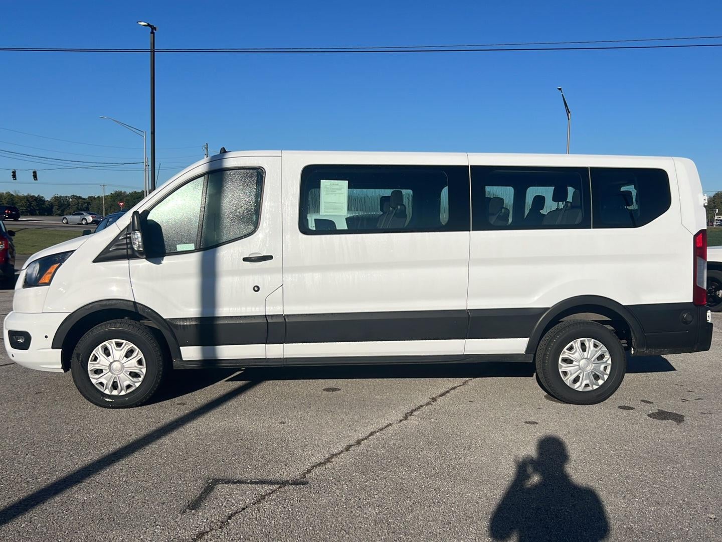 2024 Ford Transit Passenger Wagon XLT