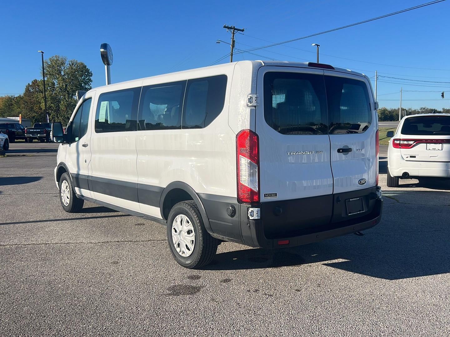 2024 Ford Transit Passenger Wagon XLT