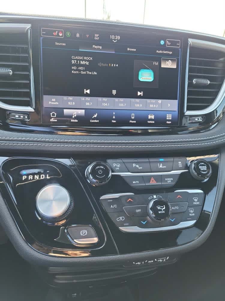 2024 Chrysler Pacifica Hybrid Hybrid S Appearance Pkg