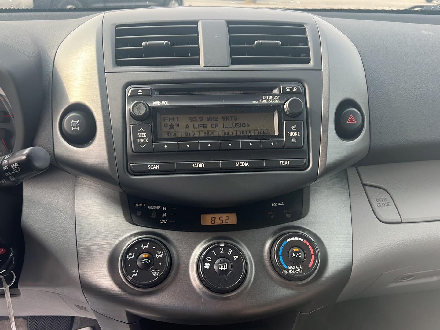 2012 Toyota RAV4 4DR 4WD LE