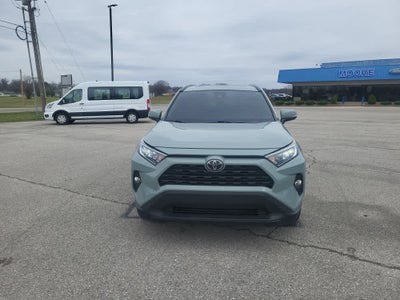 2020 Toyota RAV4 XLE