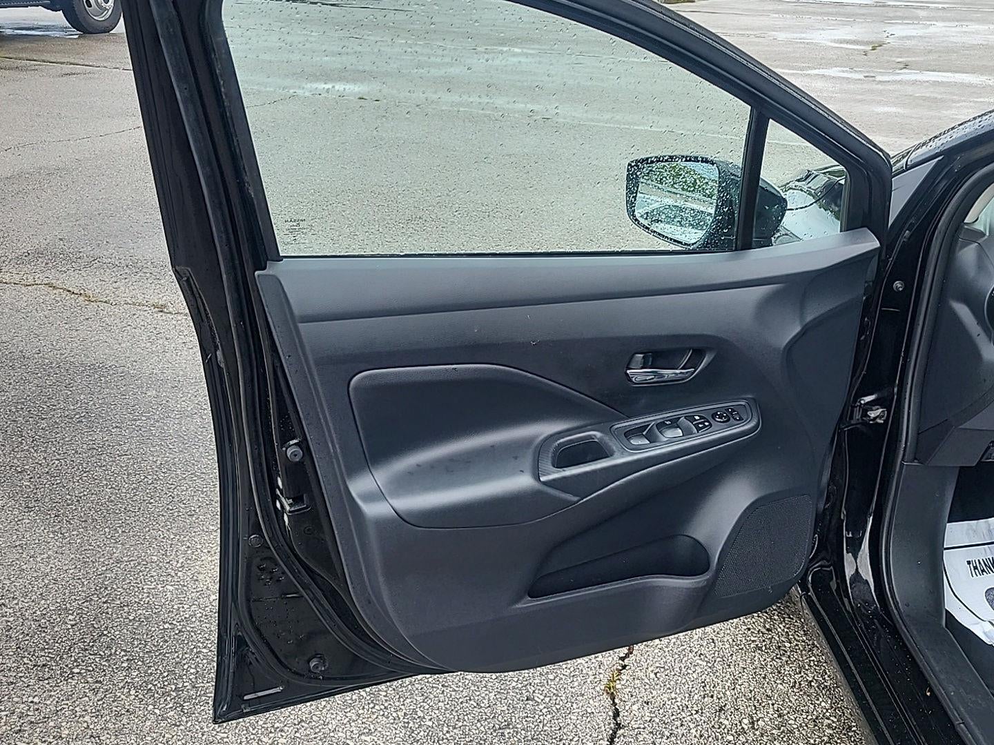 2024 Nissan Versa SV