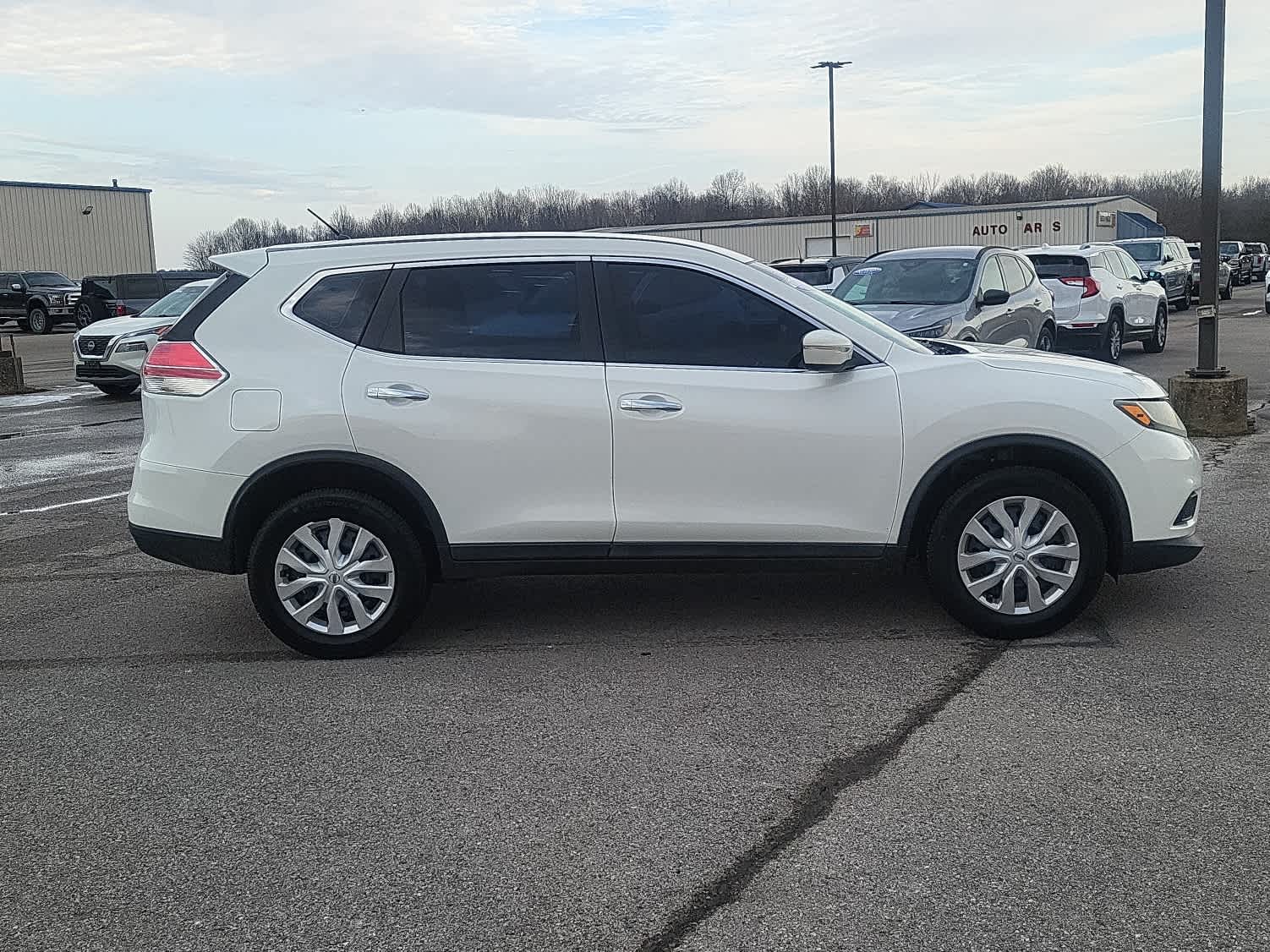2014 Nissan Rogue S