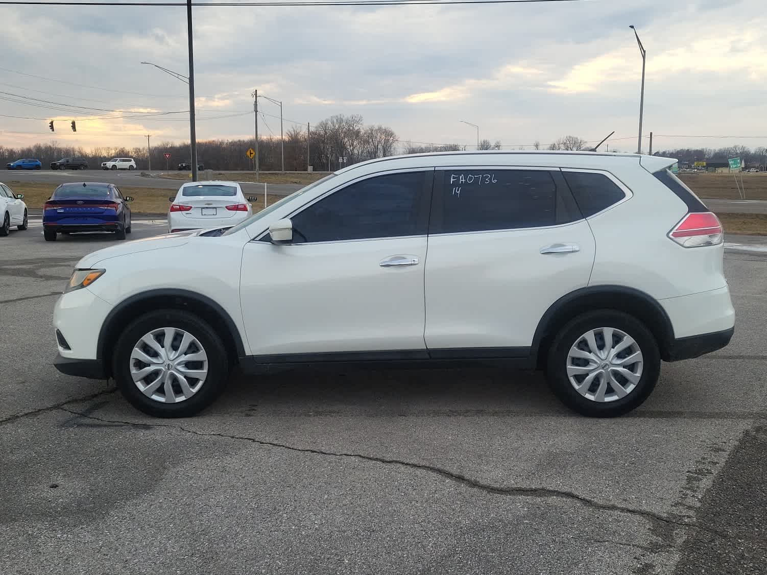 2014 Nissan Rogue S