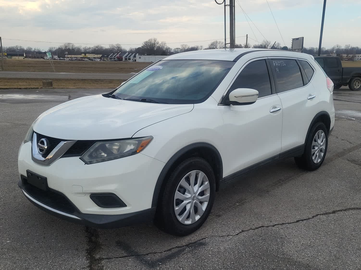 2014 Nissan Rogue S