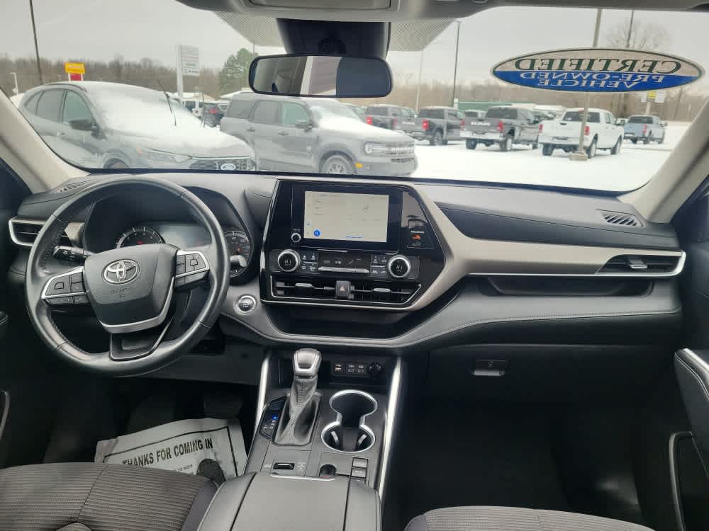 2023 Toyota Highlander LE