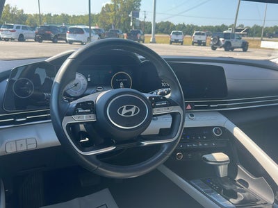 2024 Hyundai Elantra Limited