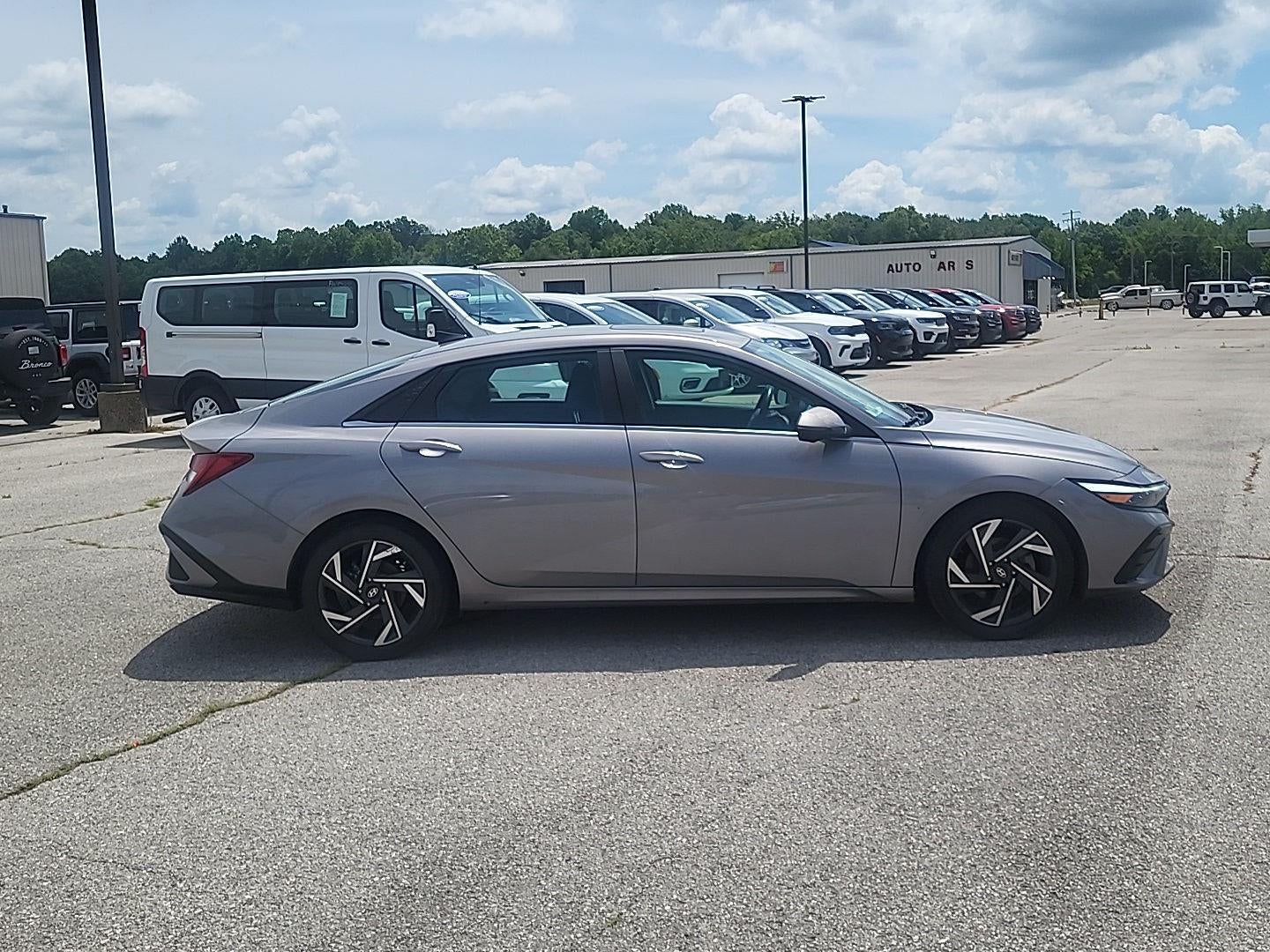 2024 Hyundai Elantra Limited