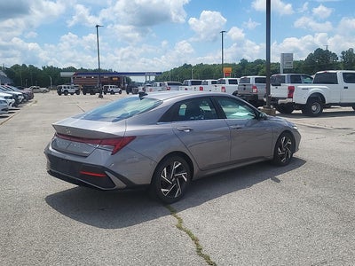 2024 Hyundai Elantra Limited