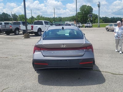 2024 Hyundai Elantra Limited