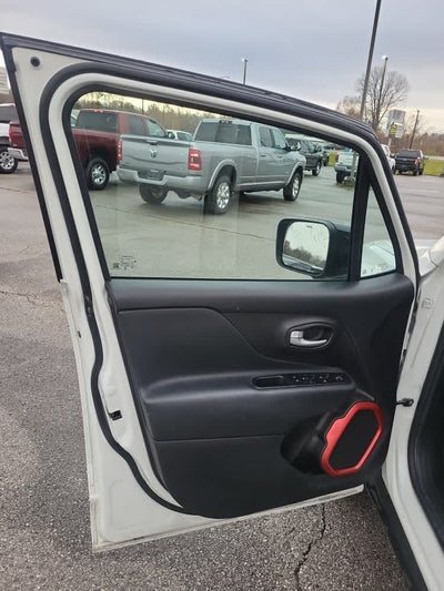 2023 Jeep Renegade Trailhawk