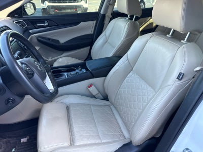 2022 Nissan Maxima Platinum