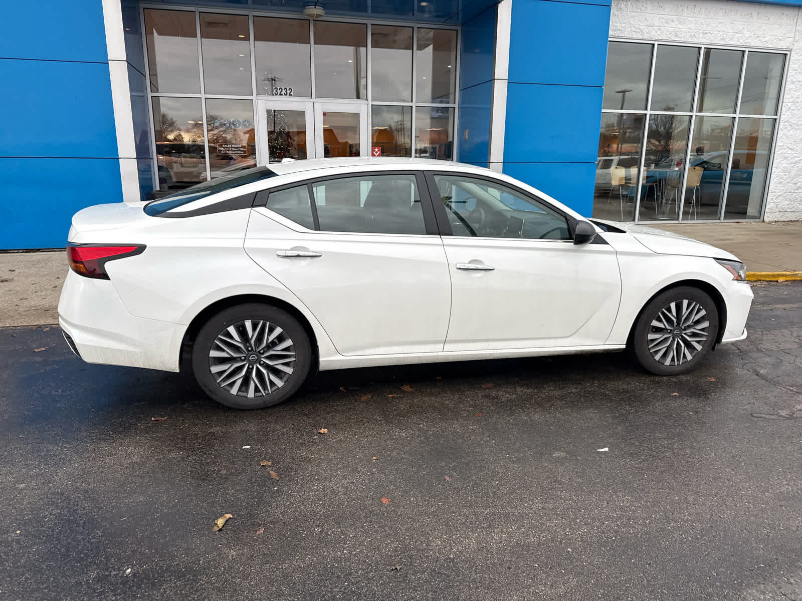 2025 Nissan Altima SV