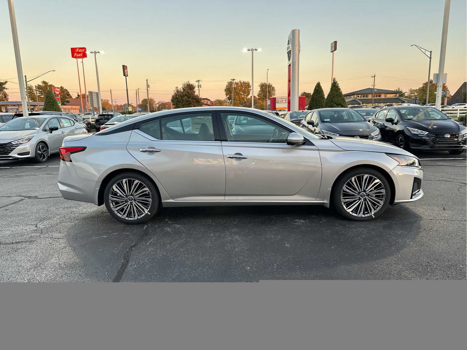 2025 Nissan Altima SL