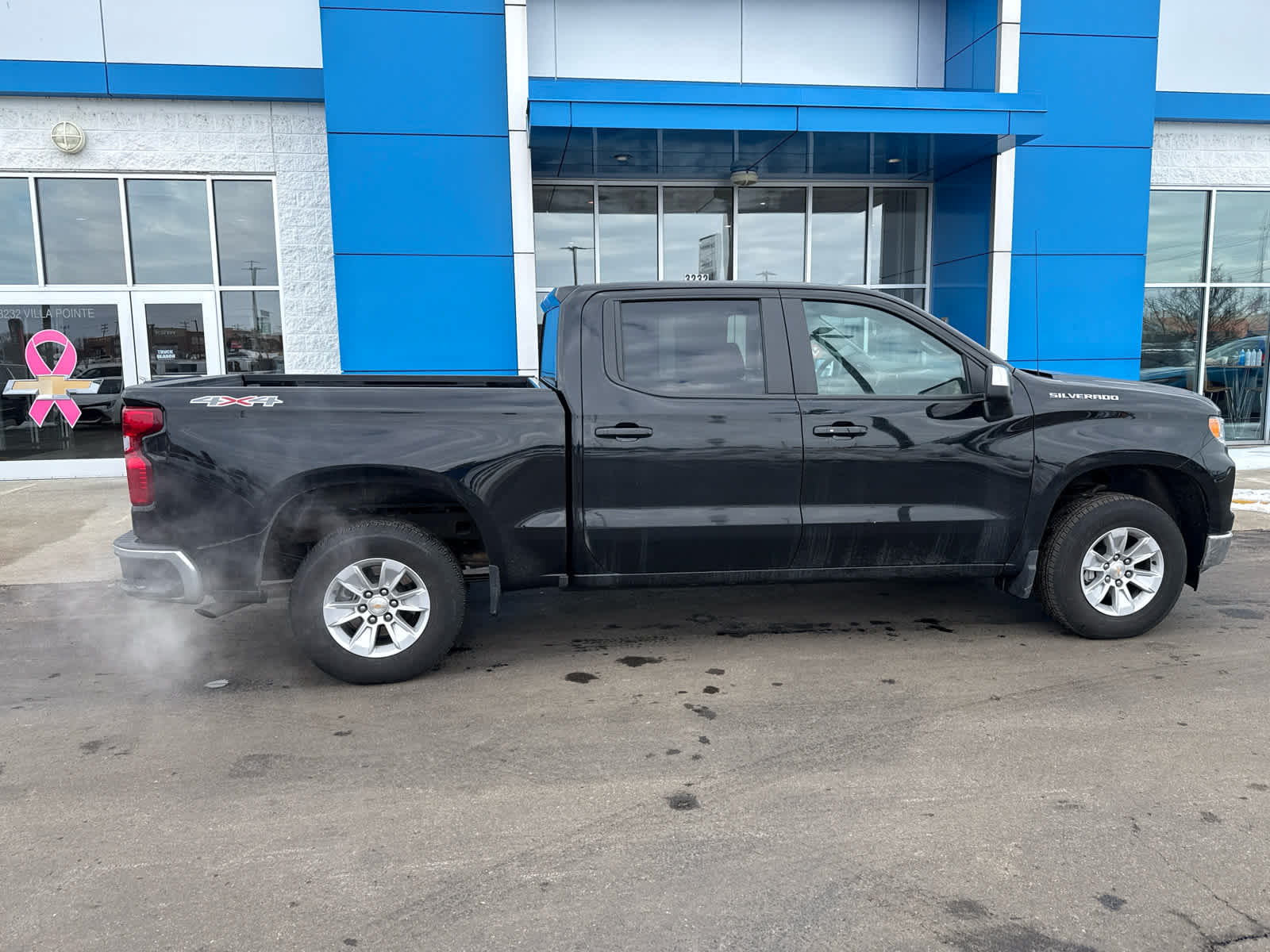 2025 Chevrolet Silverado 1500 LT
