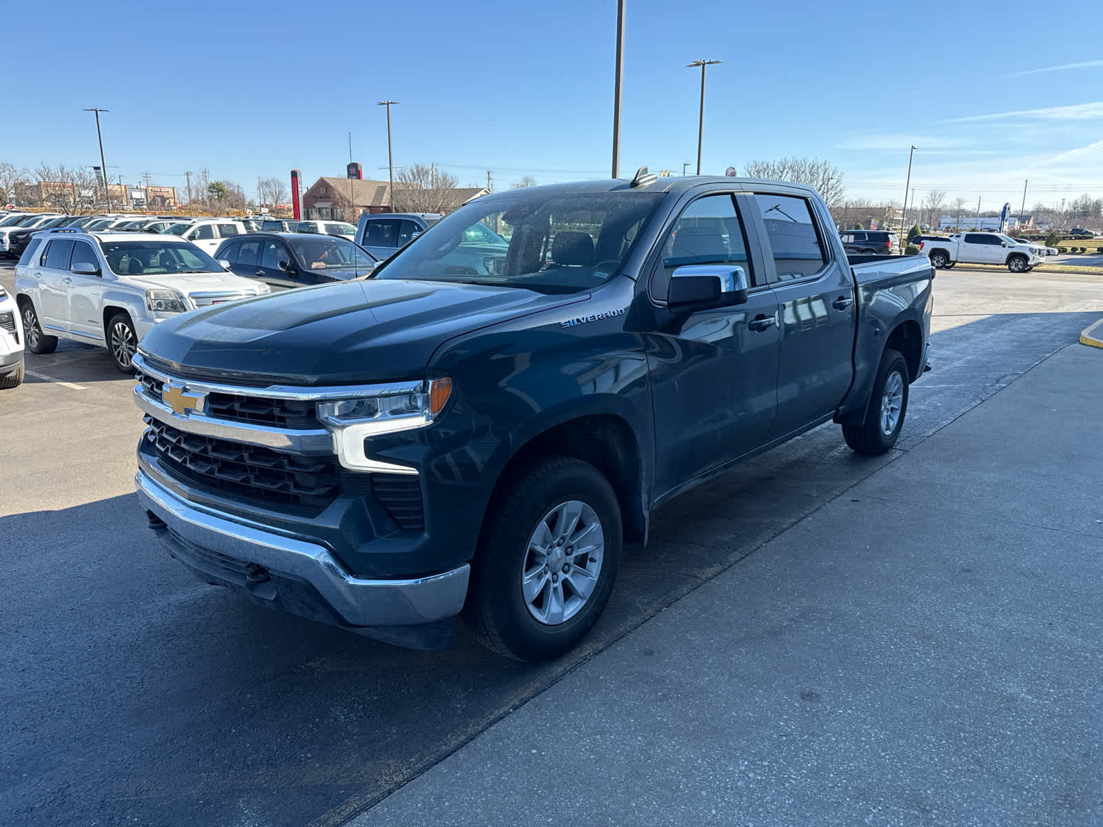 2025 Chevrolet Silverado 1500 LT