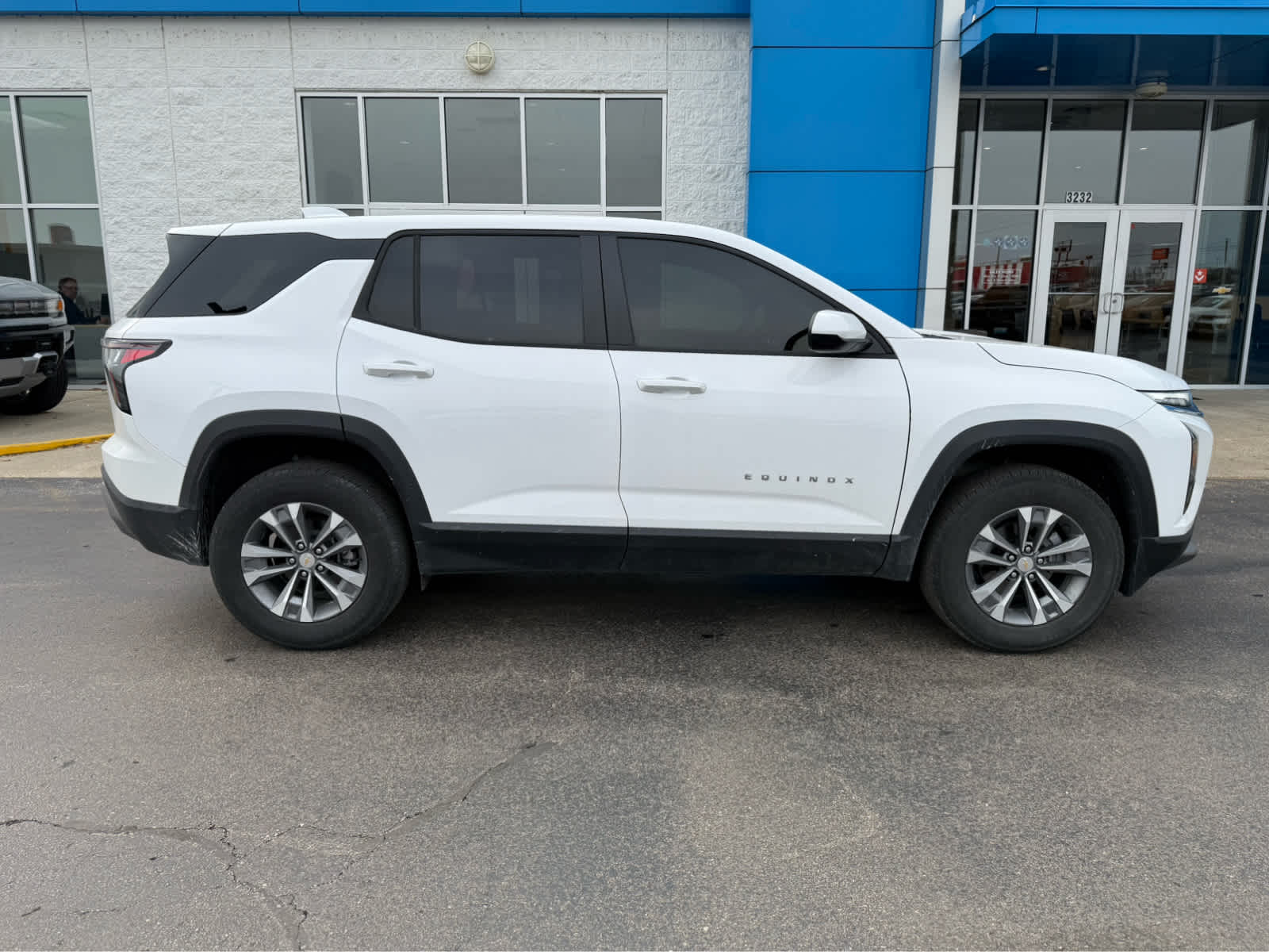 2026 Chevrolet Equinox FWD LT