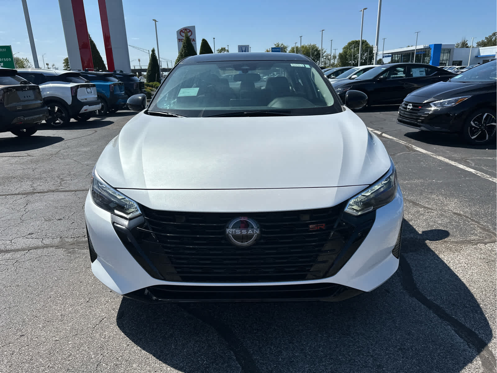 2025 Nissan Sentra SR