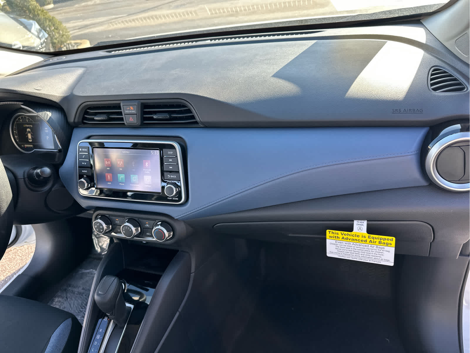 2025 Nissan Versa SV