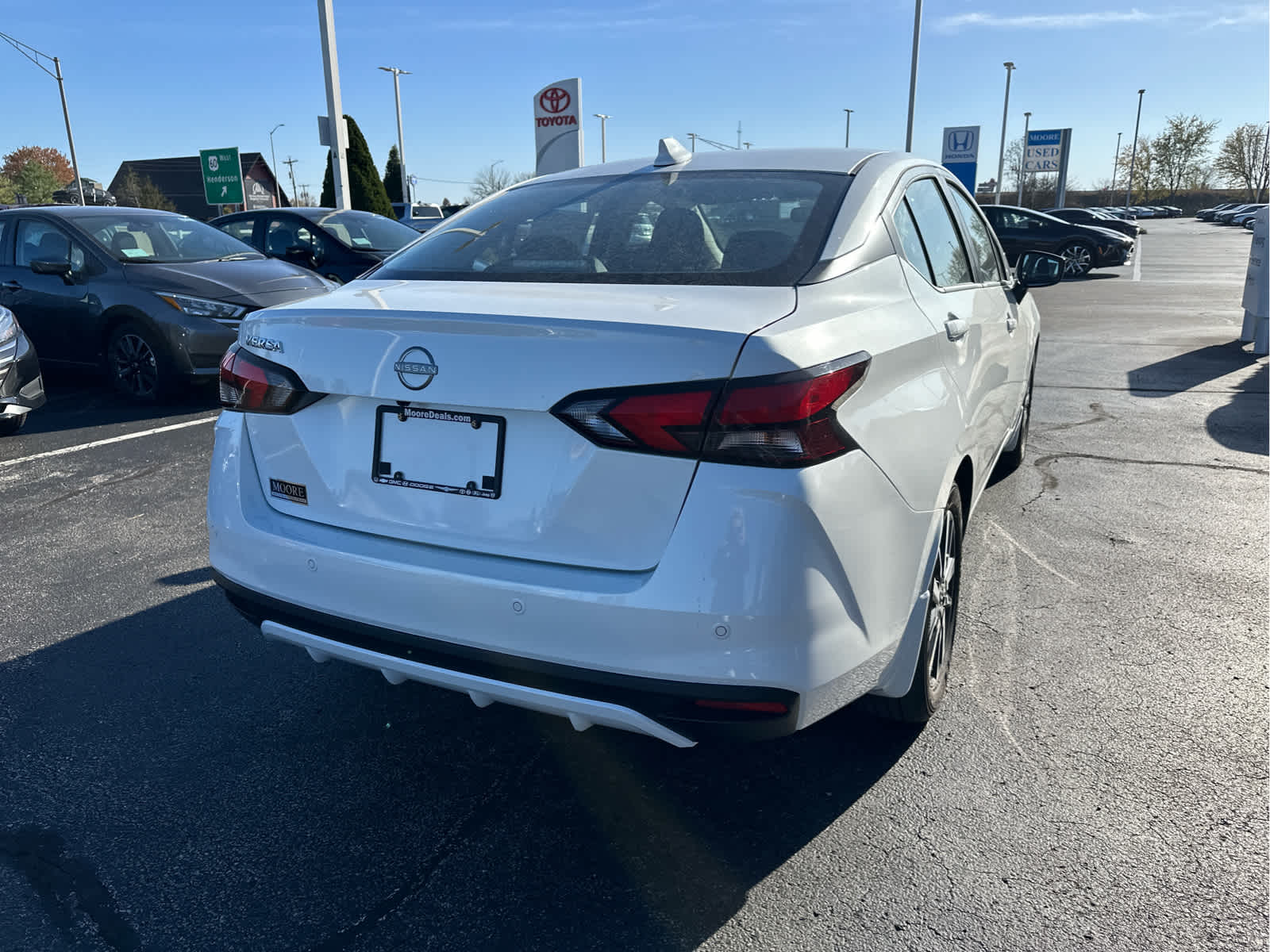 2025 Nissan Versa SV