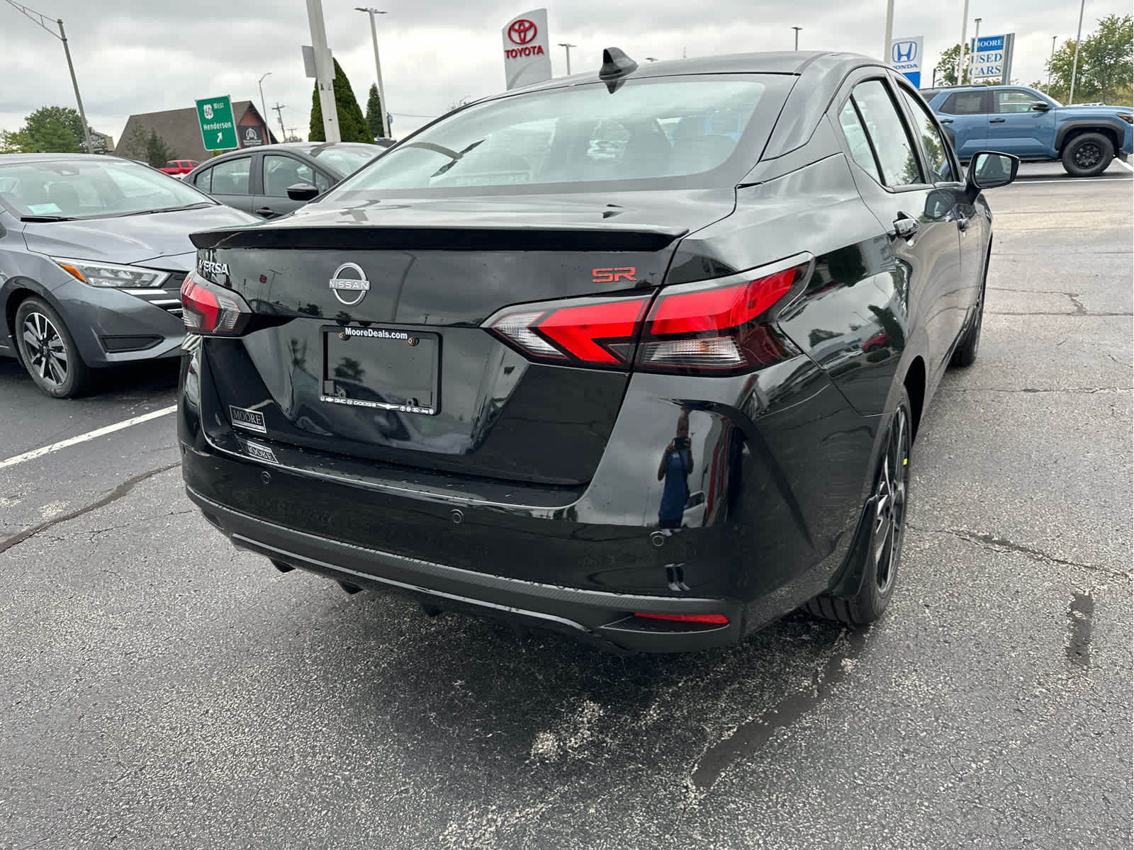 2025 Nissan Versa SR