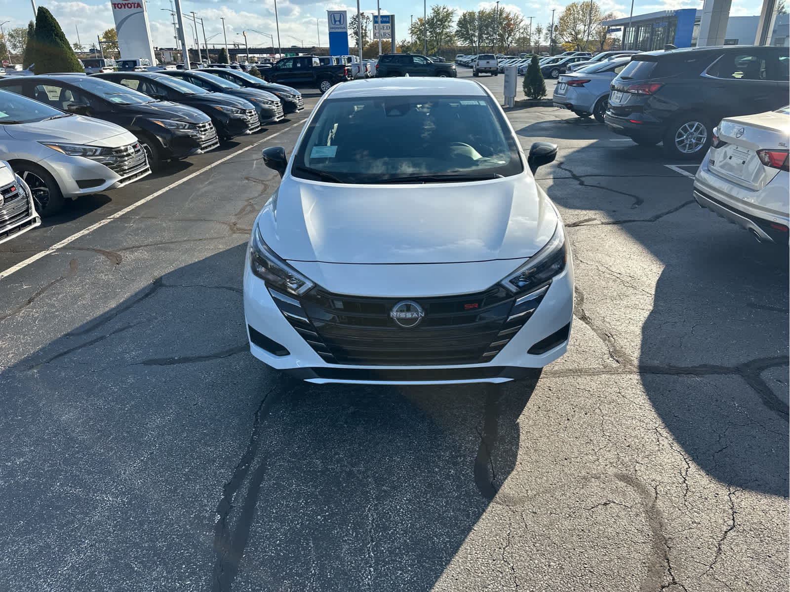 2025 Nissan Versa SR