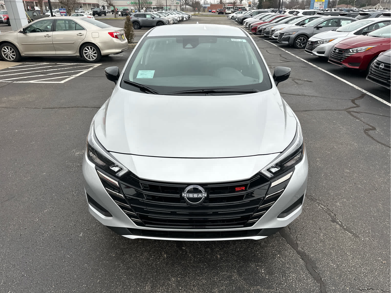 2025 Nissan Versa SR