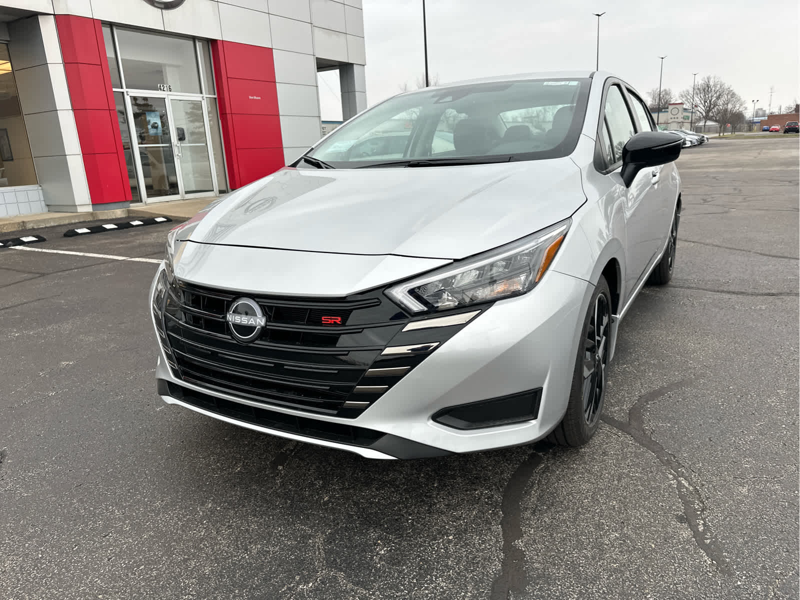 2025 Nissan Versa SR