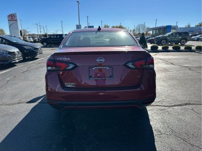 2025 Nissan Versa SR