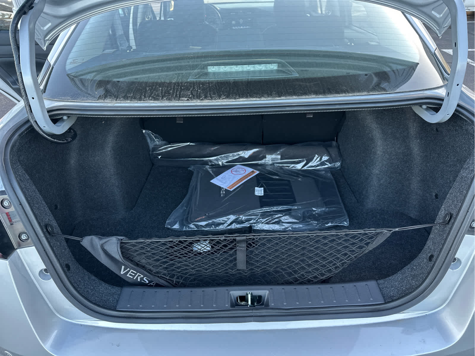 2025 Nissan Versa SR