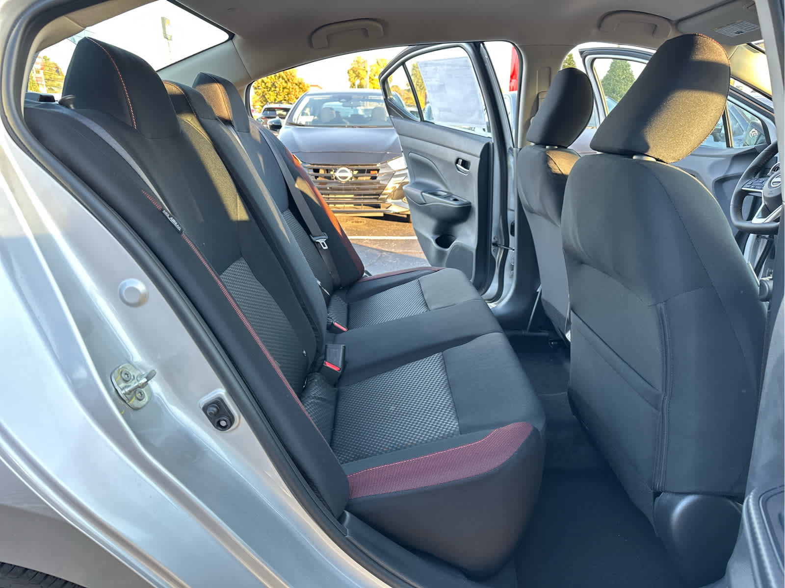 2025 Nissan Versa SR