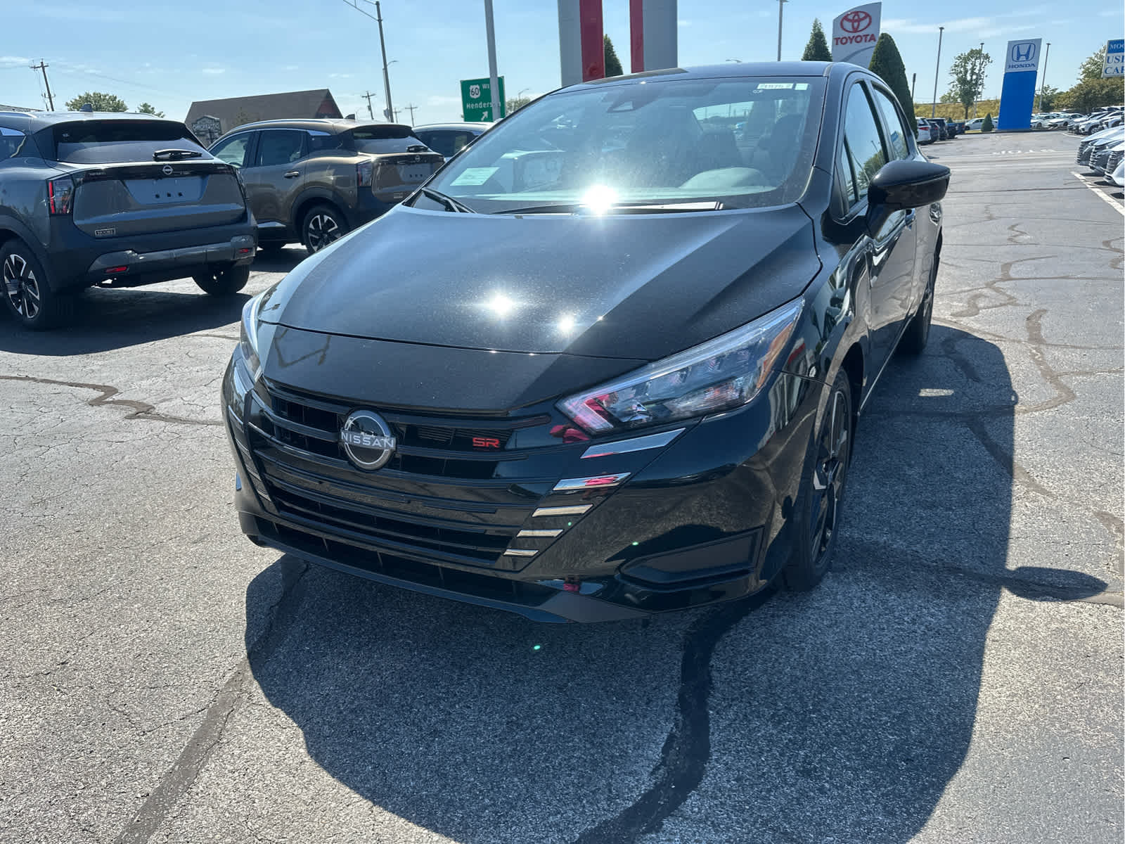 2025 Nissan Versa SR