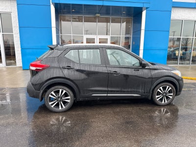 2020 Nissan Kicks SR