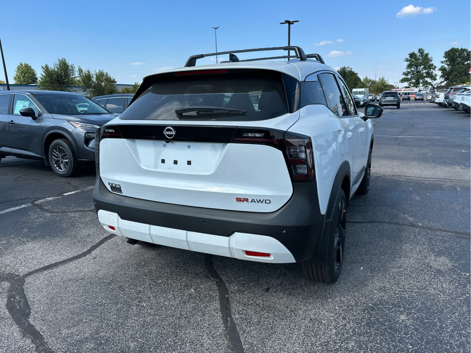 2026 Nissan Kicks SR