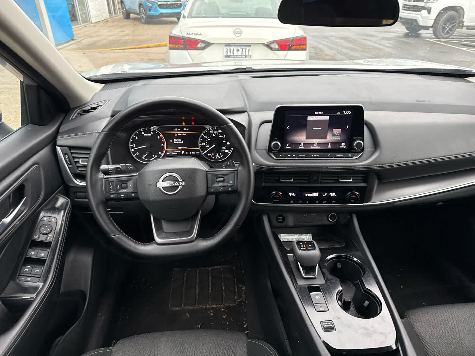 2025 Nissan Rogue SV