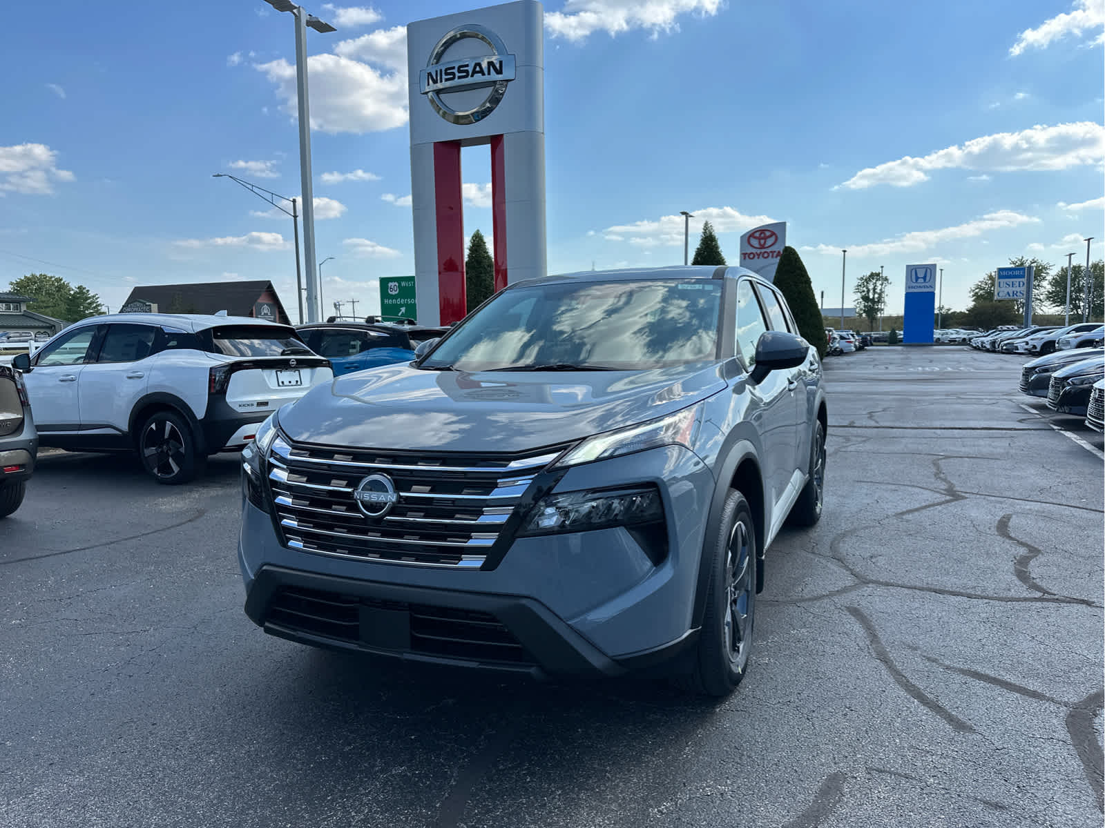 2026 Nissan Rogue SV