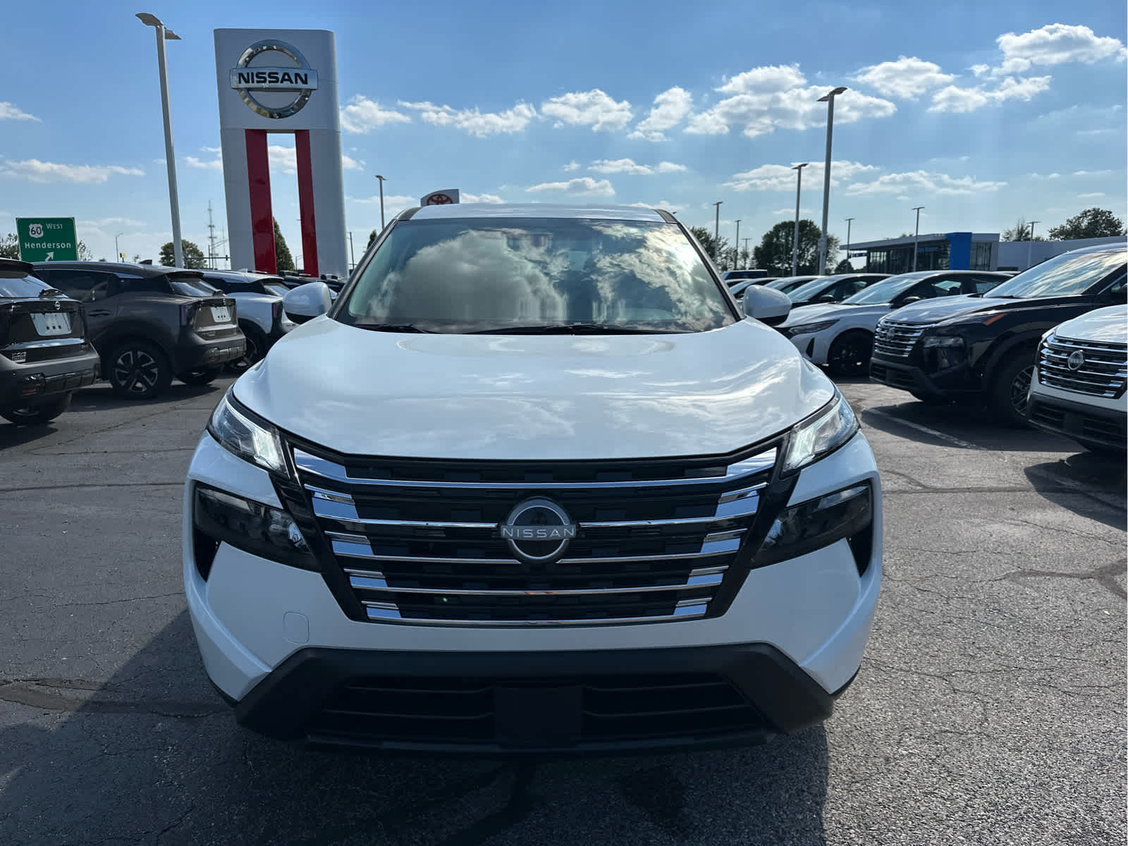 2026 Nissan Rogue SV