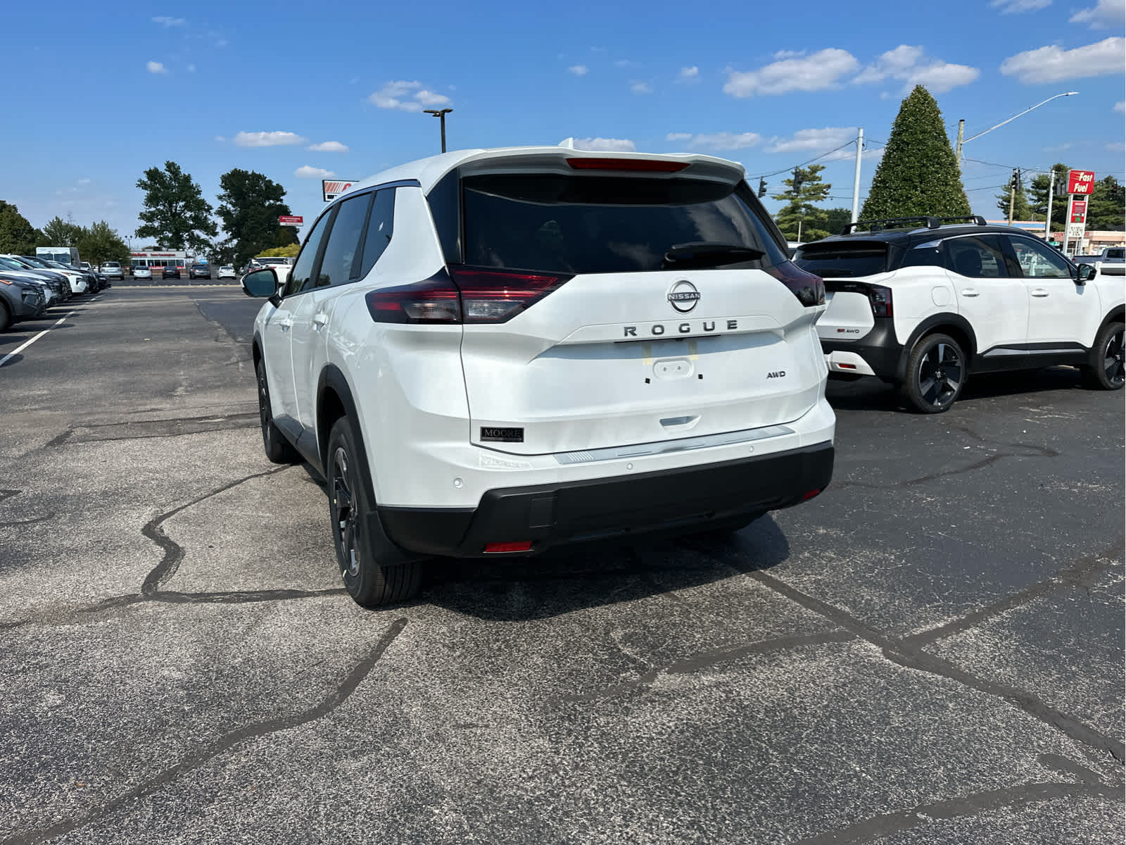 2026 Nissan Rogue SV