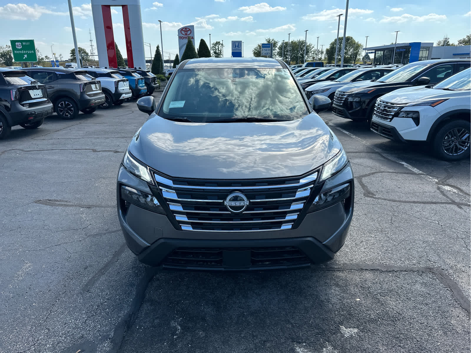 2026 Nissan Rogue SV