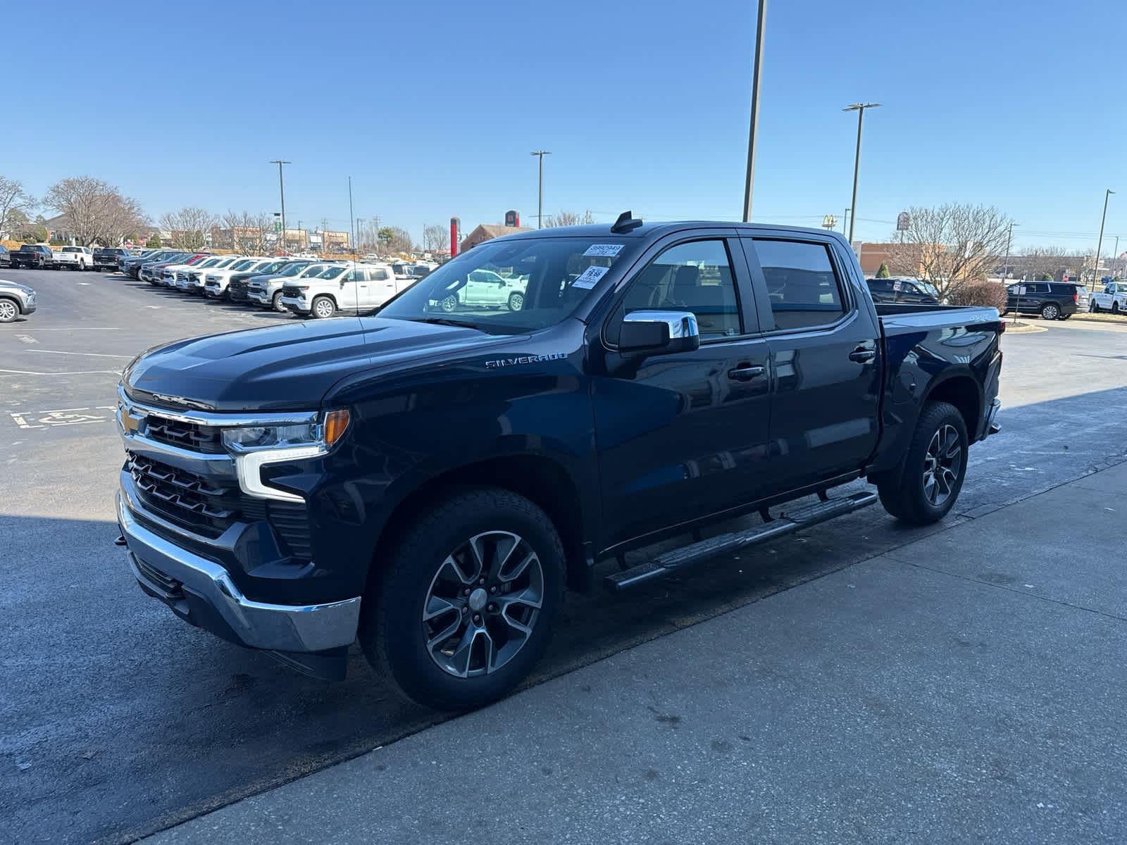 2024 Chevrolet Silverado 1500 LT (2FL)