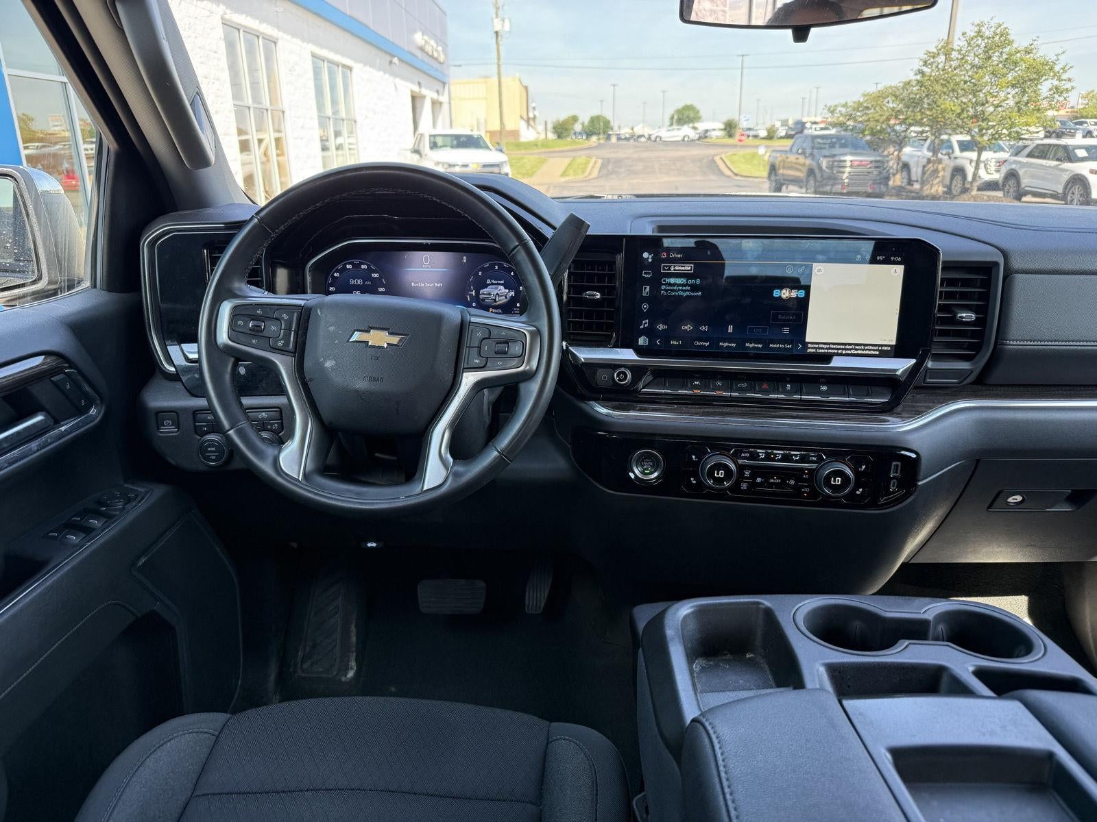 2024 Chevrolet Silverado 1500 LT (2FL)