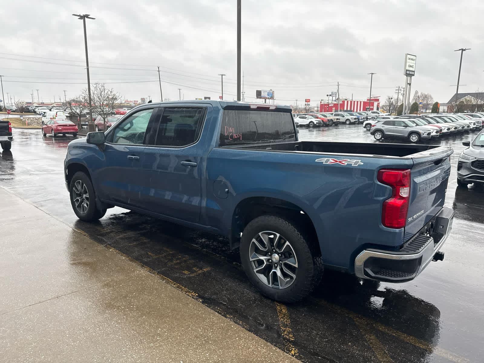 2024 Chevrolet Silverado 1500 LT (2FL)