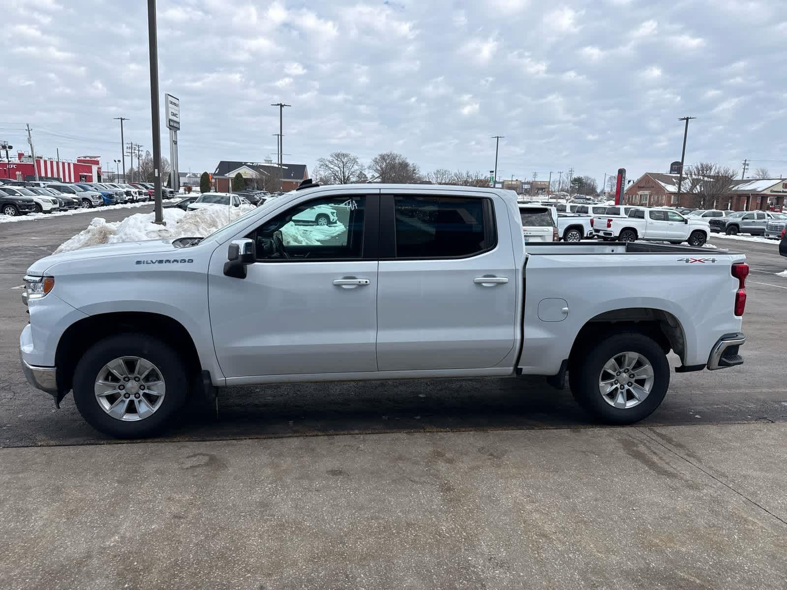 2025 Chevrolet Silverado 1500 LT