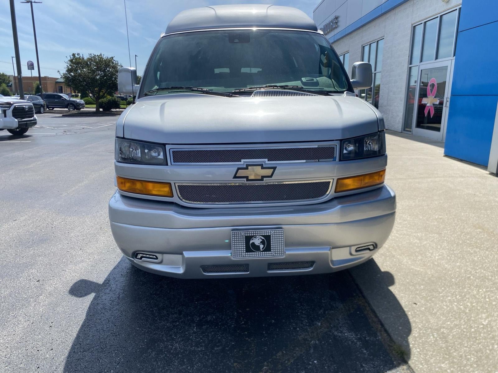 2026 Chevrolet Express Cargo WT